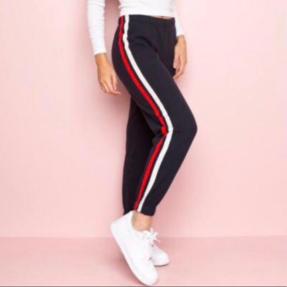 Brandy Melville Rosa Sweatpants